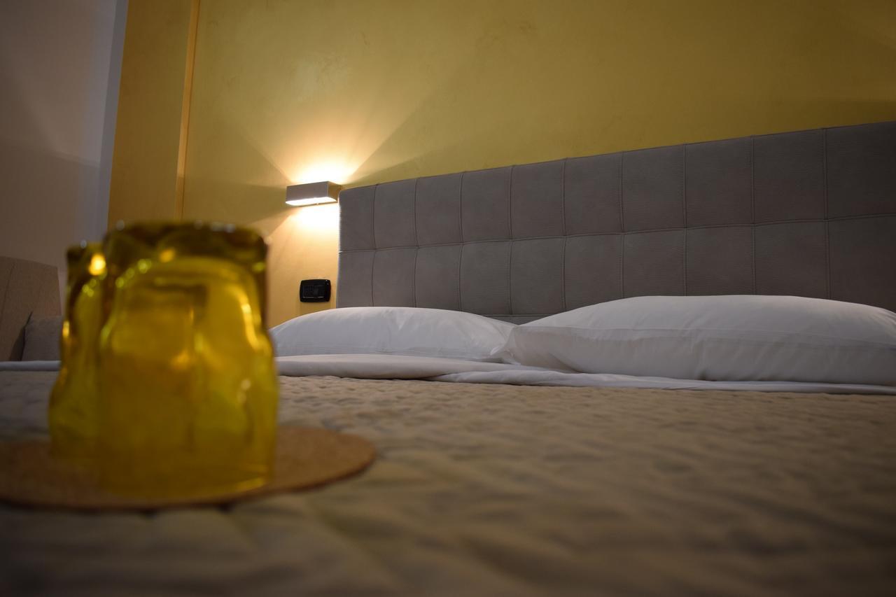 Corallo Rooms サレルノ エクステリア 写真